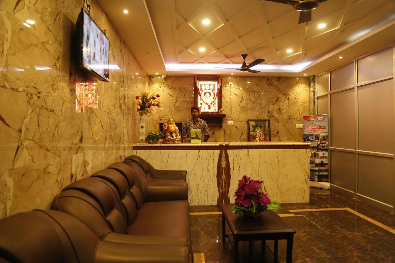 Hotel Ragavendra Rameswaram Buitenkant foto
