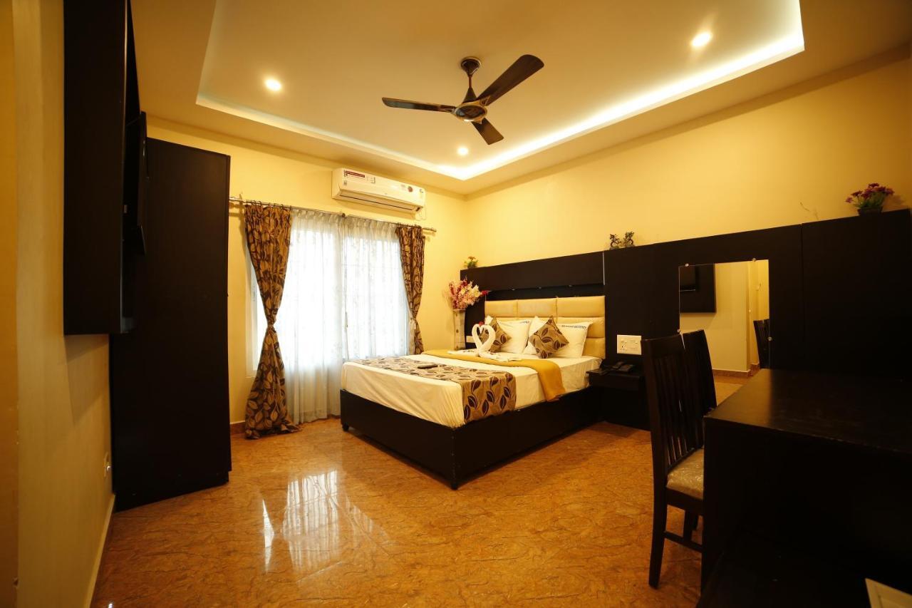 Hotel Ragavendra Rameswaram Buitenkant foto
