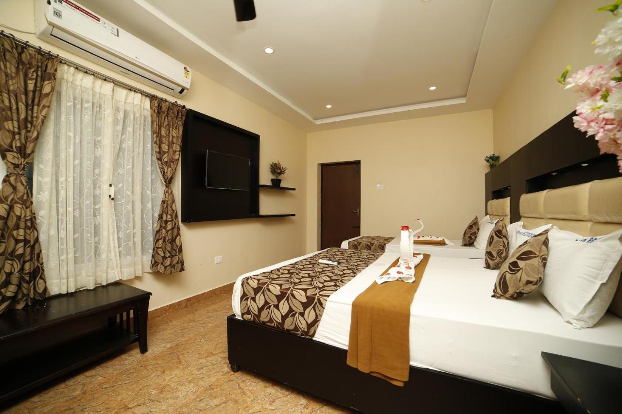 Hotel Ragavendra Rameswaram Buitenkant foto