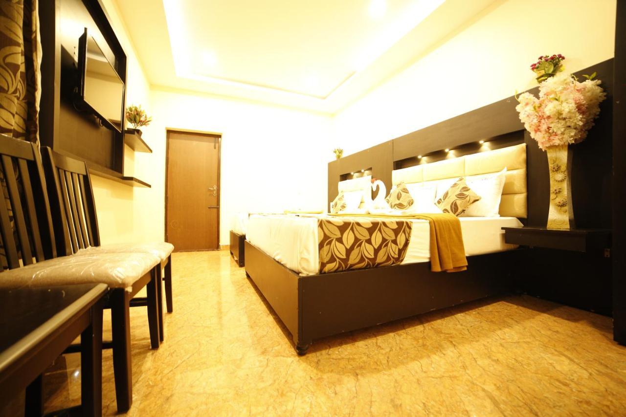 Hotel Ragavendra Rameswaram Buitenkant foto