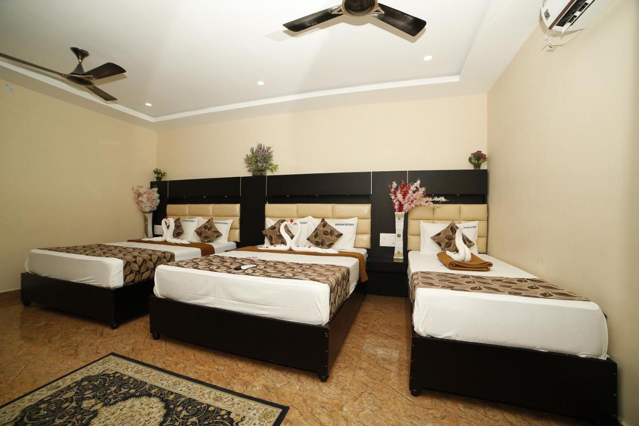 Hotel Ragavendra Rameswaram Buitenkant foto
