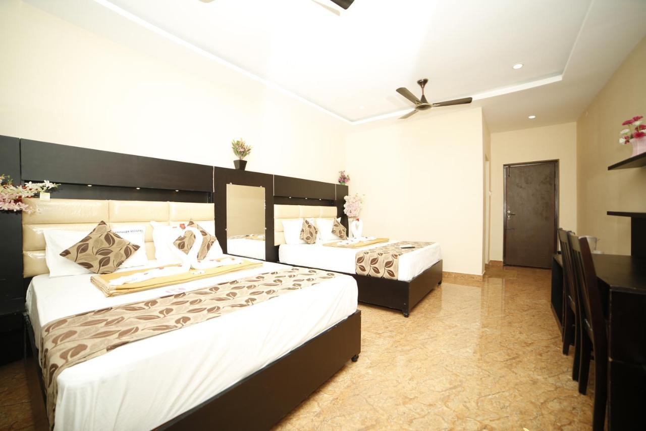 Hotel Ragavendra Rameswaram Buitenkant foto