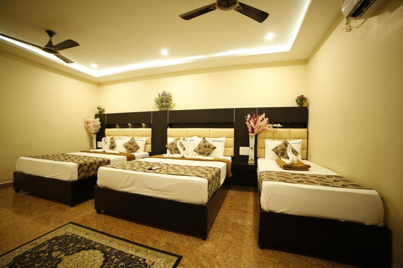 Hotel Ragavendra Rameswaram Buitenkant foto