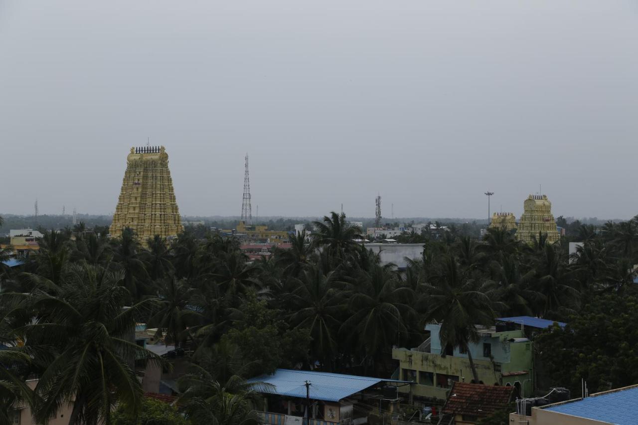 Hotel Ragavendra Rameswaram Buitenkant foto